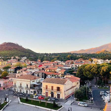 La Dama Dell'Etna Bed & Breakfast Nicolosi Ngoại thất bức ảnh